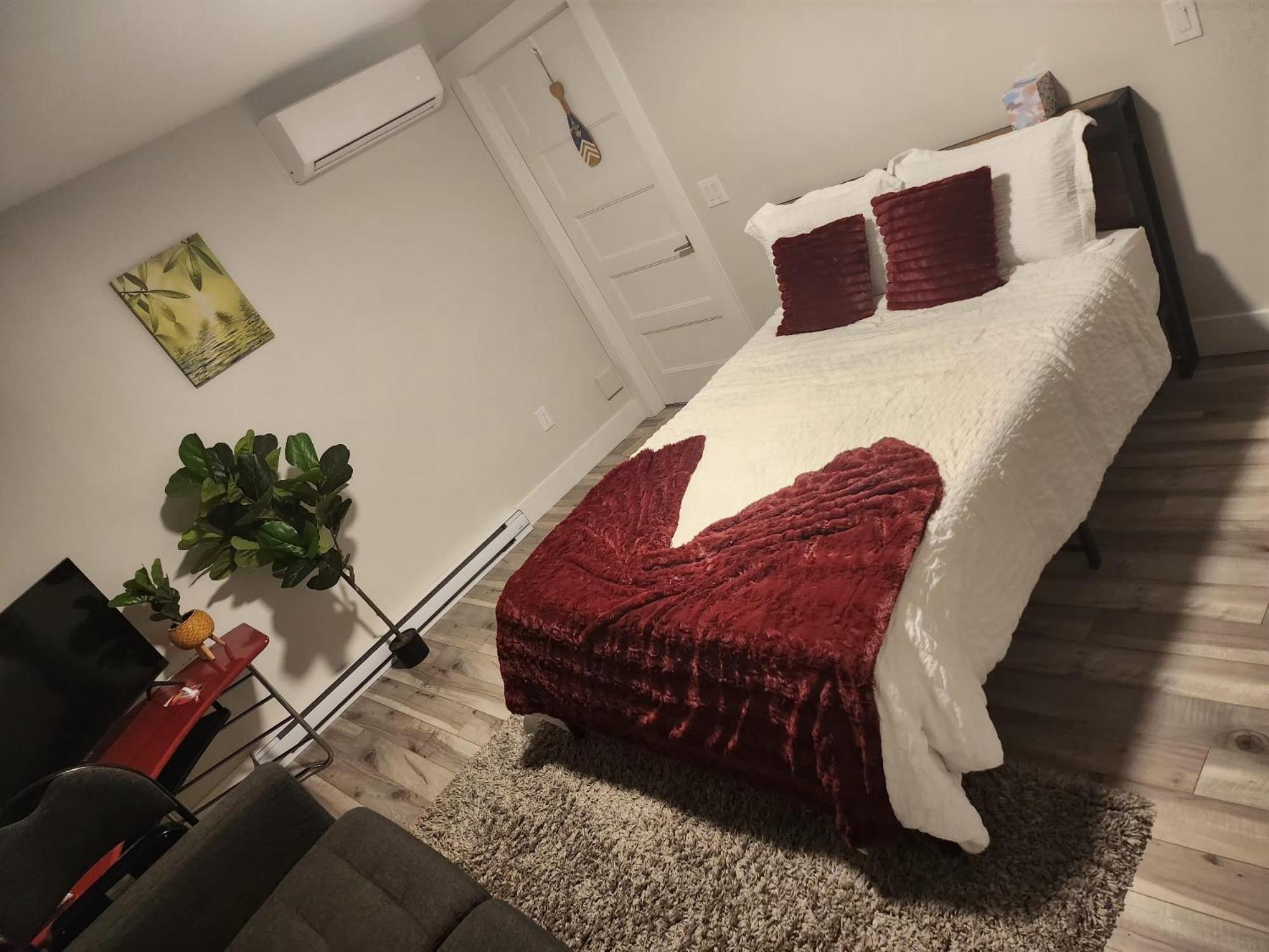 Choicest Cozy Stay Халифакс Екстериор снимка